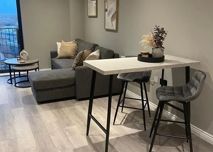 Superior 1 Bed By Train Staiton * Leeds (West Yorkshire)