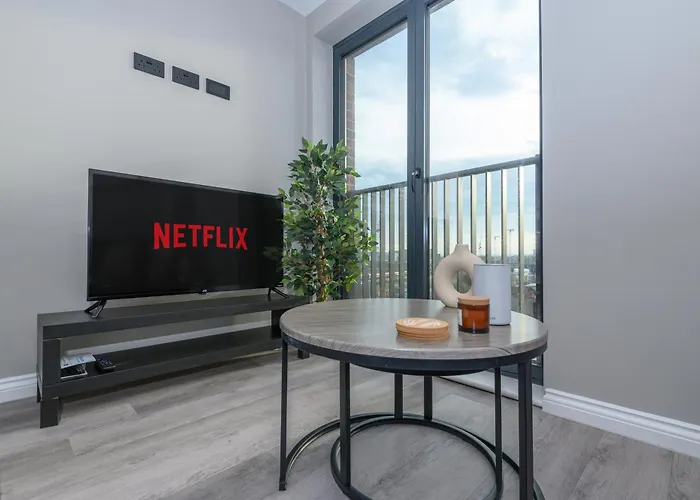 Superior 1 Bed By Train Staiton Apartment Leeds (West Yorkshire)