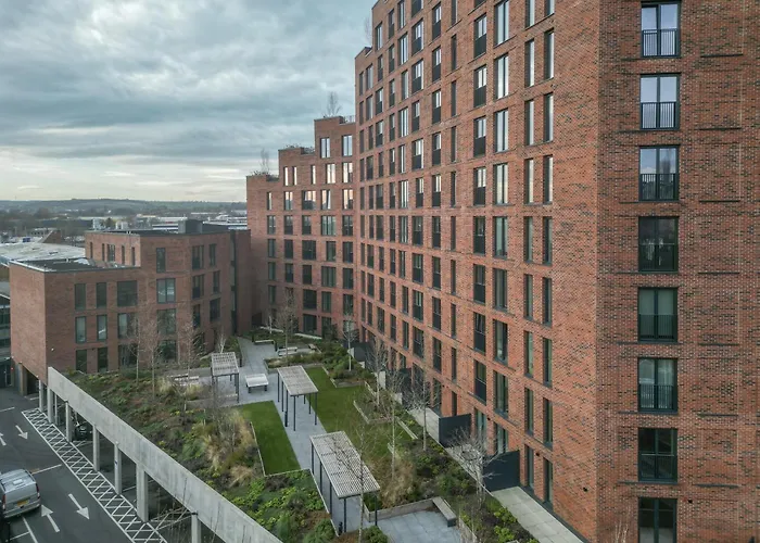 Superior 1 Bed By Train Staiton