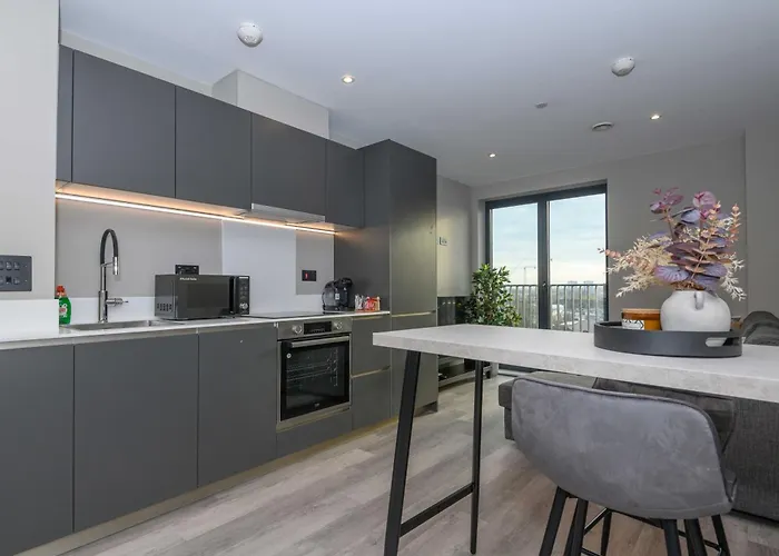 Superior 1 Bed By Train Staiton Διαμέρισμα